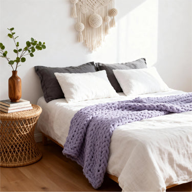 Stretchable Chunky Knit Handwoven Chenille Throw Blanket – Cozy & Stylish Accent