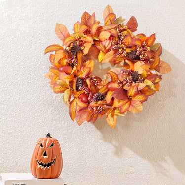 Halloween Maple Leaf and Berry Artificial Wreath – 50cm Fall Decoration