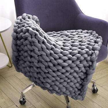 Handwoven Chunky Knit Throw Blanket – Cozy Home Decor for Sofa, Bed, and Chairs